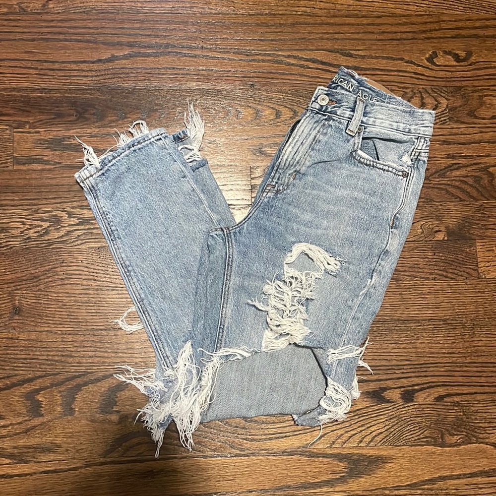 American Eagle Mom Jeans